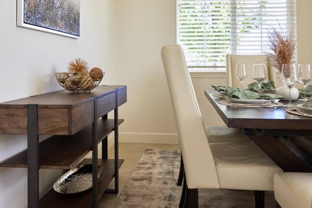 New Upscale House, Tahoe 30-Min W/ Cal King Reno Bagian luar foto