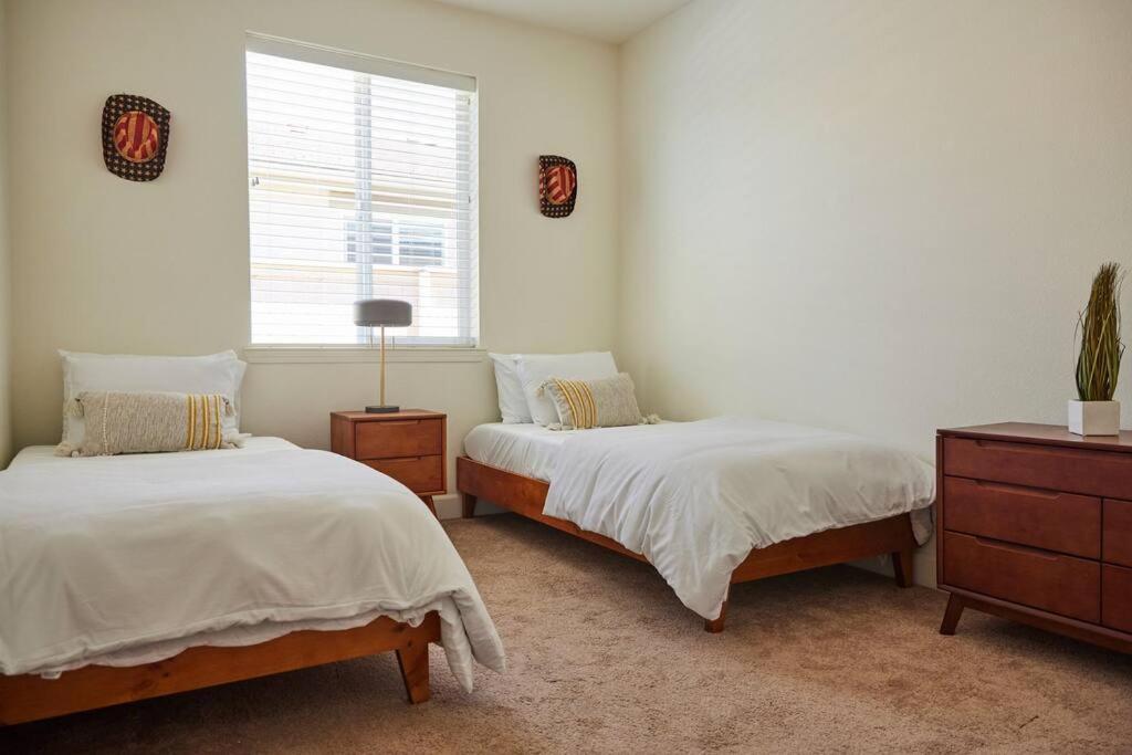 New Upscale House, Tahoe 30-Min W/ Cal King Reno Bagian luar foto