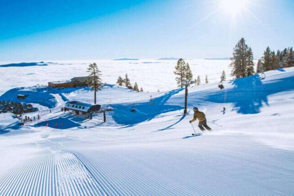 New Upscale House, Tahoe 30-Min W/ Cal King Reno Bagian luar foto